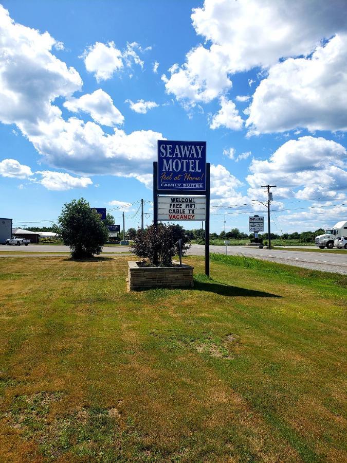 Seaway Motel Port Colborne Exterior photo